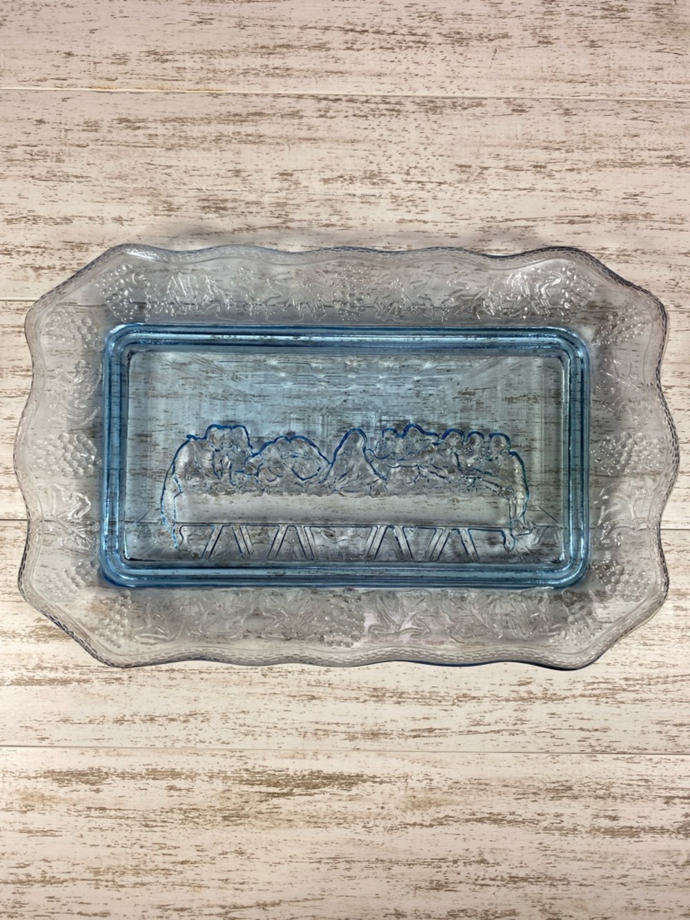Vintage Tiara Exclusives Indiana Glass Last Supper Blue Bread Tray Platter 11x7 - Picture 4 of 8